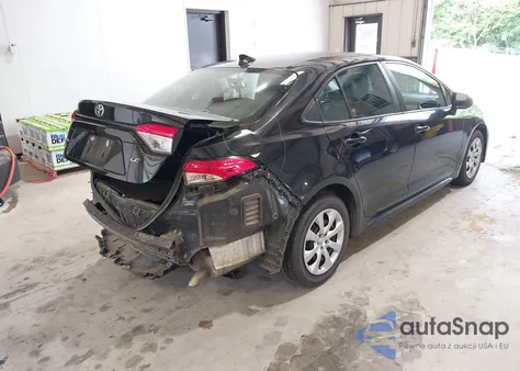 2021 Toyota Corolla Le z USA, uszkodzony, nr VIN 5YFEPMAE5MP177786